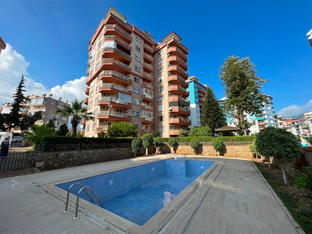 Spacious 3-room apartment for sale in Turkiye