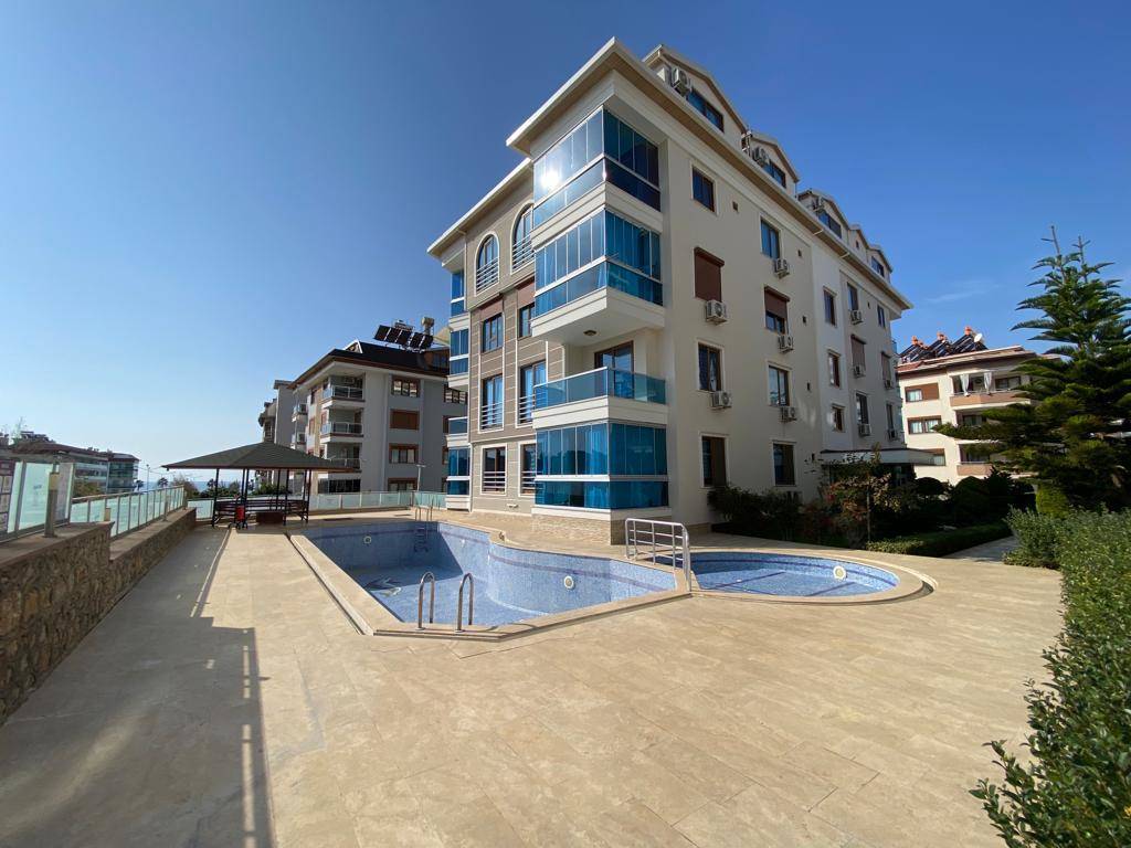 Alanya - Kestel'de plaja 350 m mesafede eşyalı daire