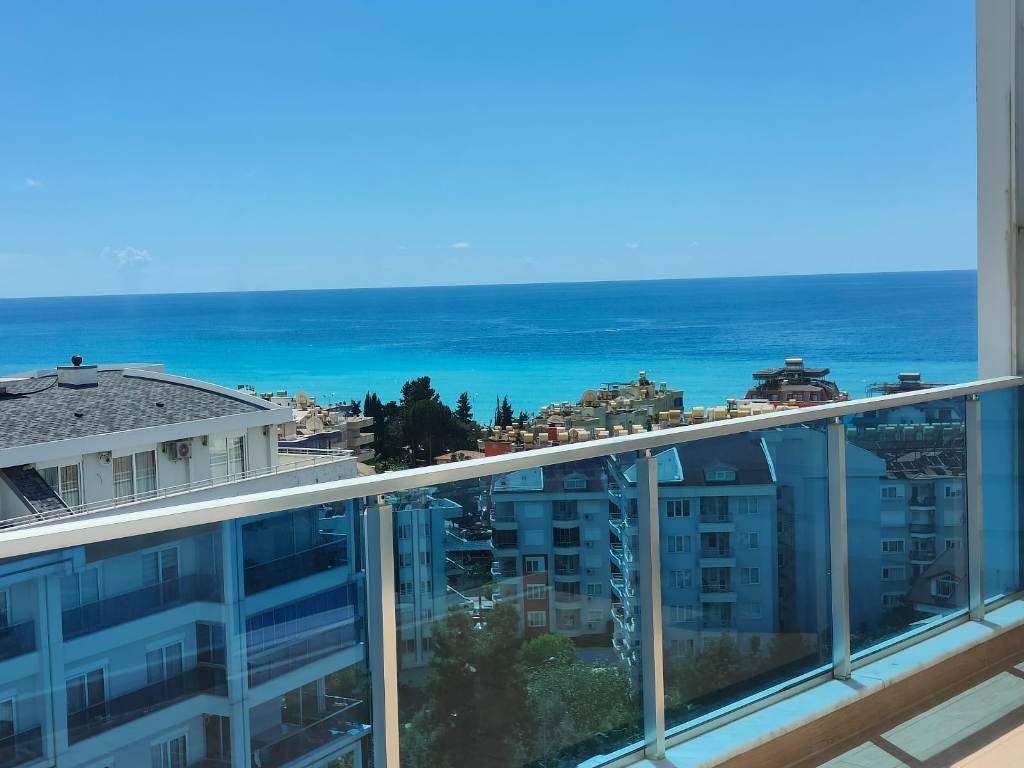 Furnished maisonette apartment with 3 bedrooms and sea view Alanya - Tosmur