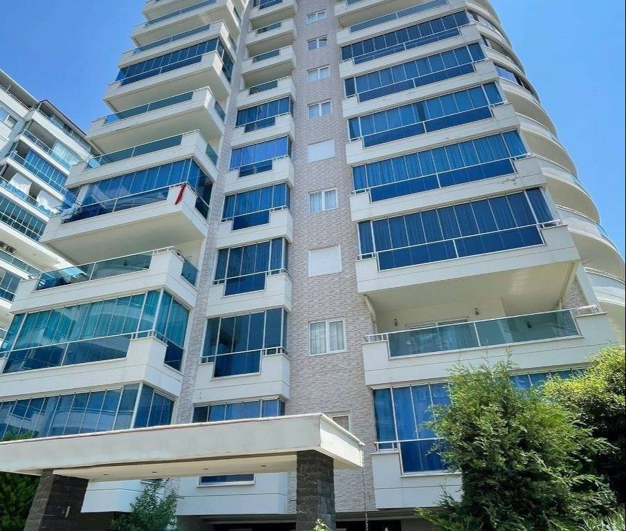 Alanya - Mahmutlar'da deniz manzaralı eşyalı daire