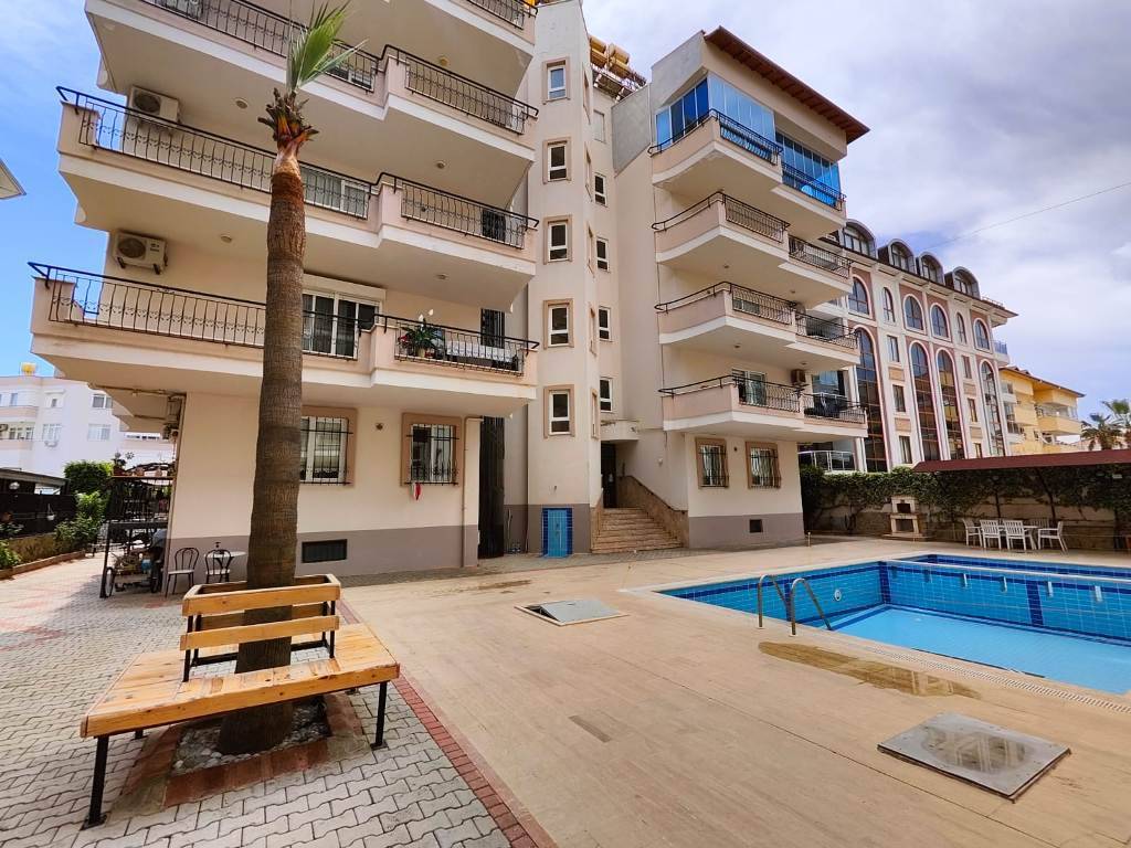 Möblierte Wohnung zum Verkauf in der Türkei nur 300 m vom Strand entfernt
