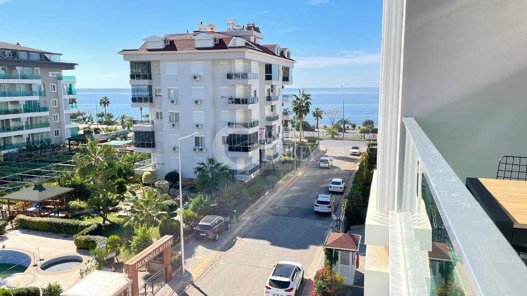 Zu vermieten 2-Zimmer-Wohnung nur 150 m vom Meer entfernt - Alanya Kestel